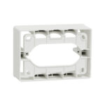 Schneider NU810318 | Surface box, New Unica, 3 modules, 4 knock outs holes, white - Image 3